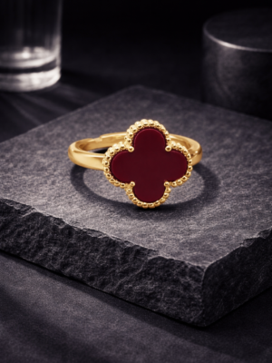 Clover Ring