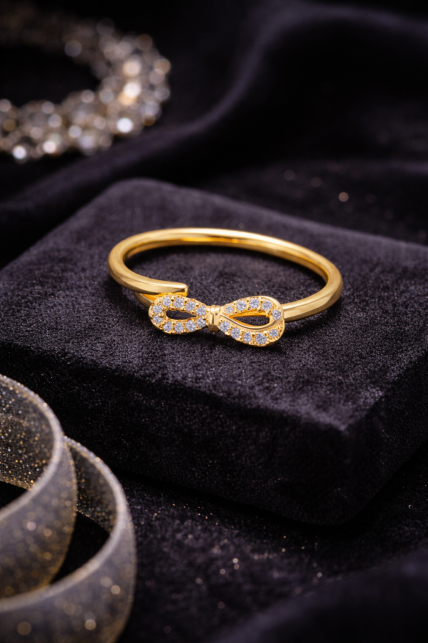 Luna Bow Ring